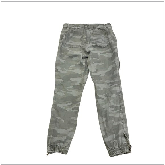 Democracy AB Solution Camo Jogger Jeans Women’s Size 2 - Picture 9 of 10